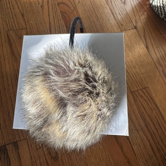 Ear muffs Fox - Picture 4 of 4